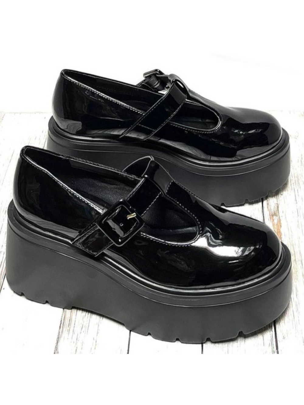 Platform Mary Jane Shoes (by BAMBOO)